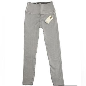 *NWT, Good American, Seamless Ribbed Leggings, White w/ Black, sz 1/2